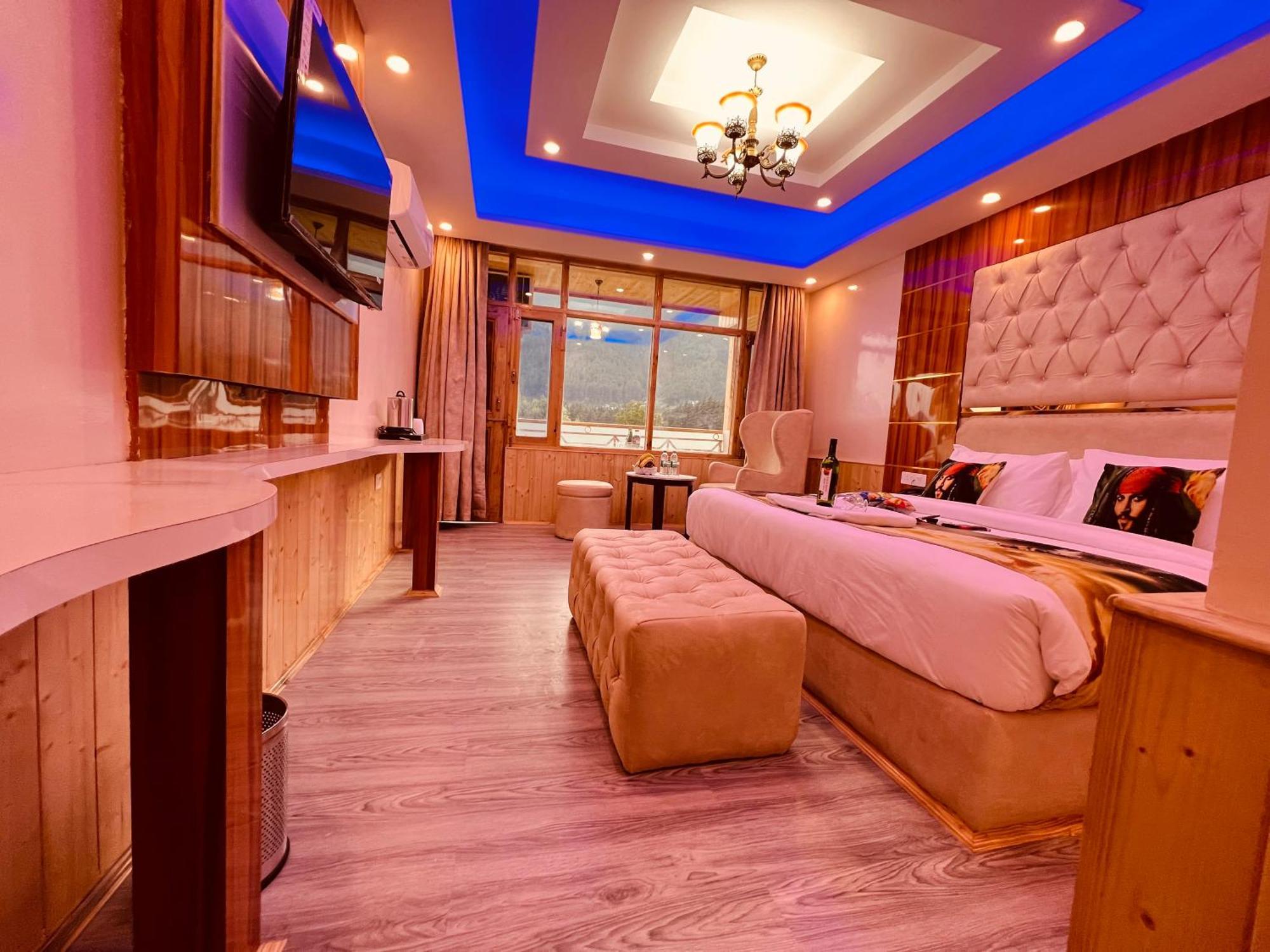 West Western Resort Manali #Neartomallroad #Gym #Lawn #Playingzone #Pooltable #Kidsfriendly #Mountainview #Tabletennis #Familyfriendly #Privateparking Exterior photo