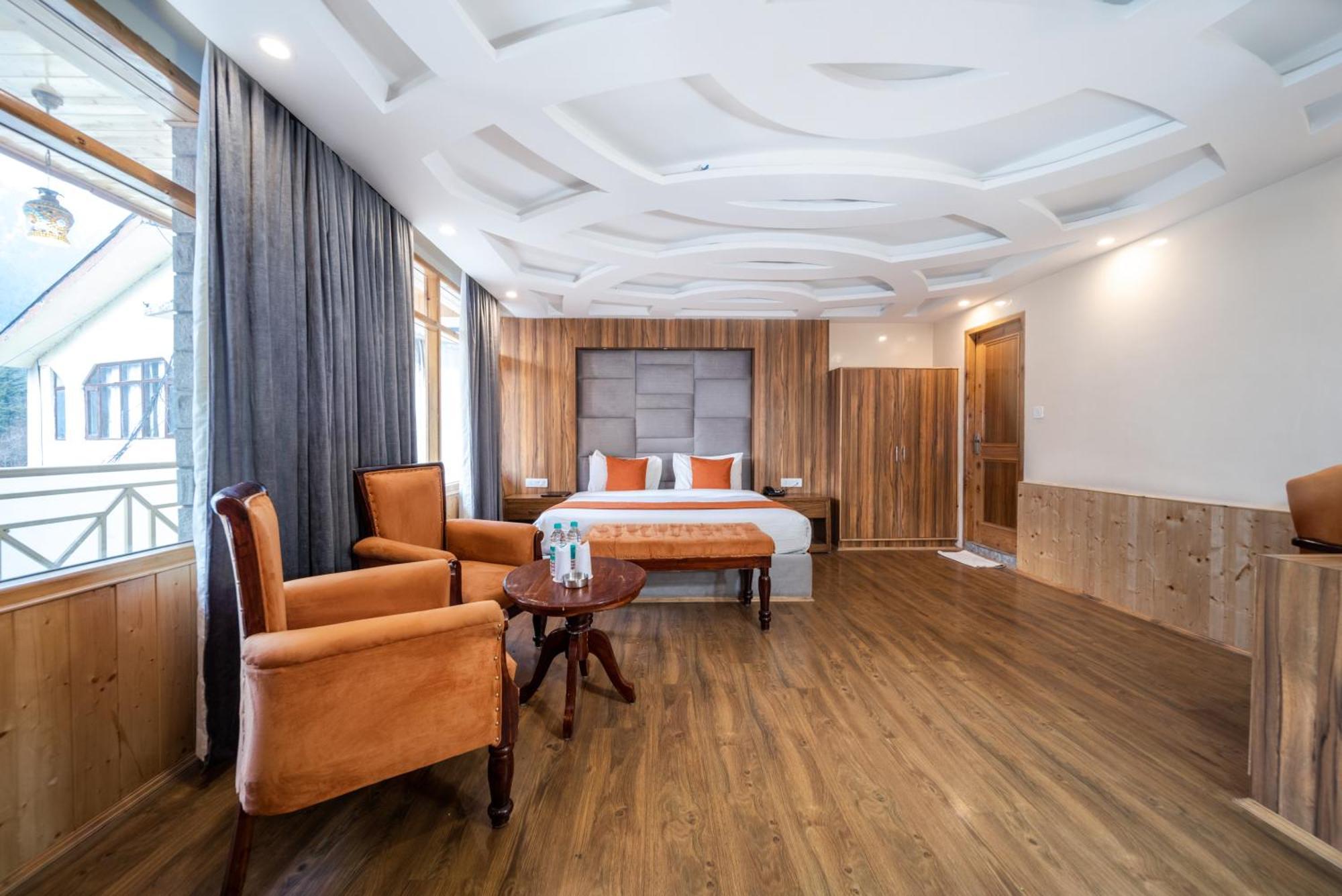 West Western Resort Manali #Neartomallroad #Gym #Lawn #Playingzone #Pooltable #Kidsfriendly #Mountainview #Tabletennis #Familyfriendly #Privateparking Exterior photo